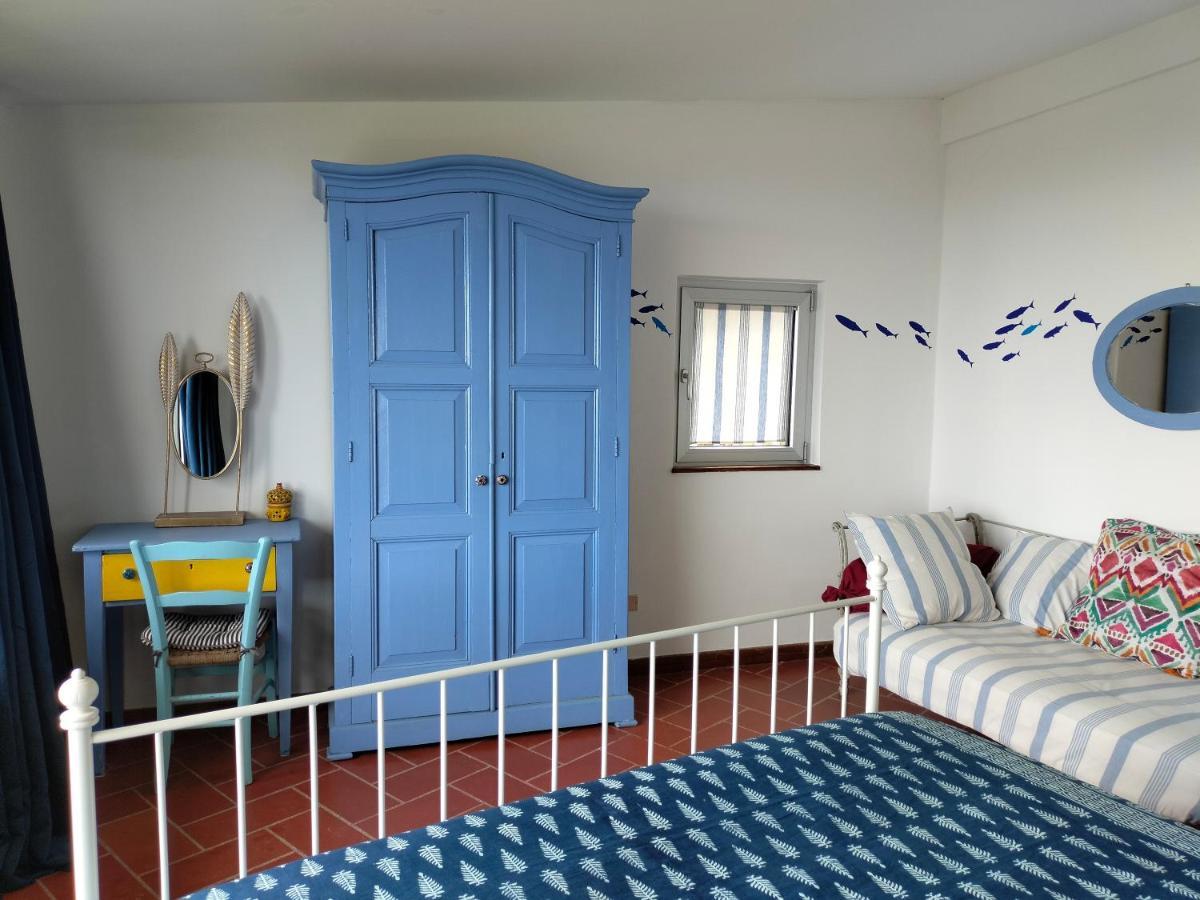 Le Finestre Sul Mare Bed & Breakfast Conversano Exterior photo